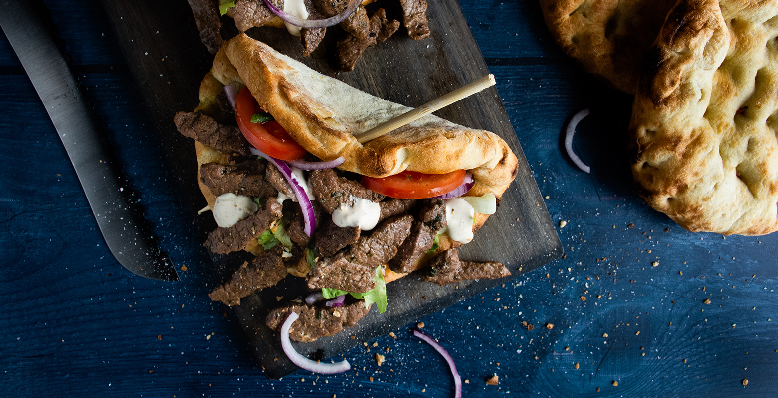 Flatbread met biefstukreepjes