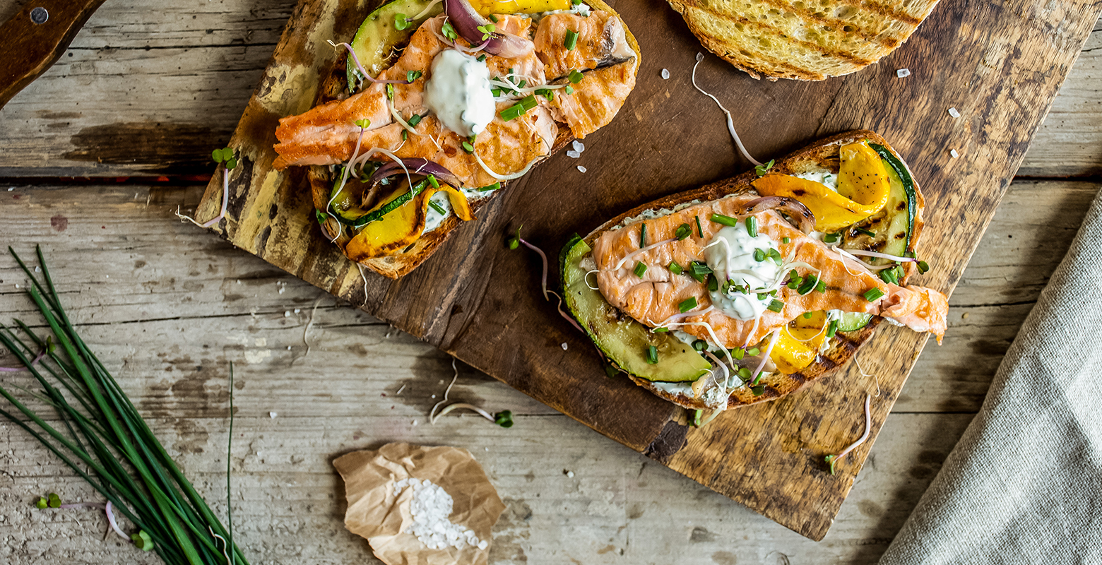 Bruschetta met gegrilde zalm